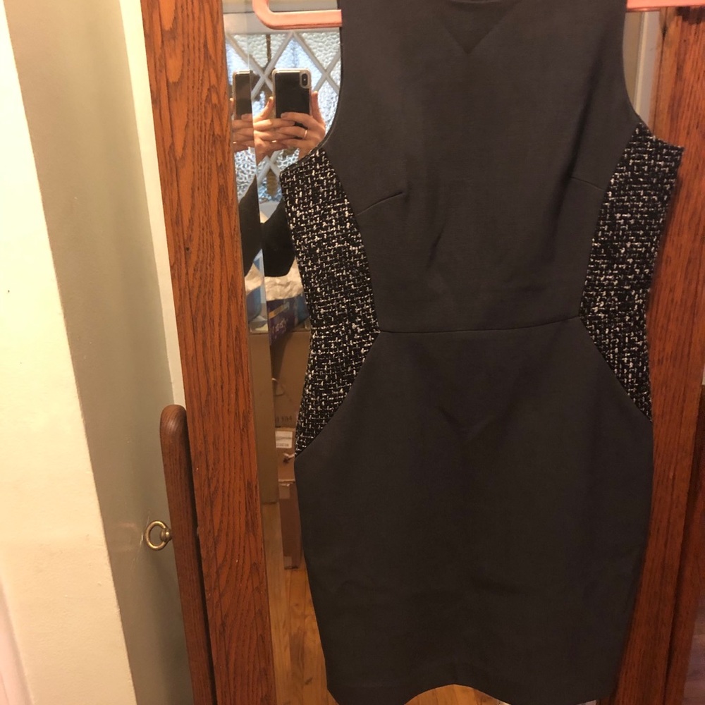 Banana Republic Sheath Dress - Picture 8 of 8